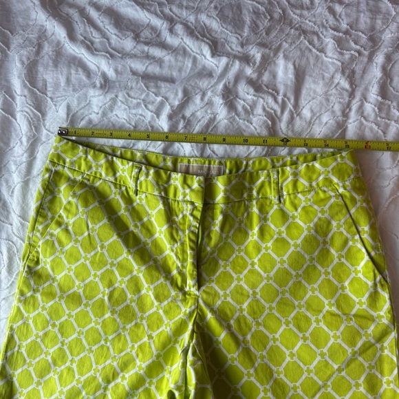 MICHAEL Michael Kors Green and White Shorts Design - Picture 2 of 10